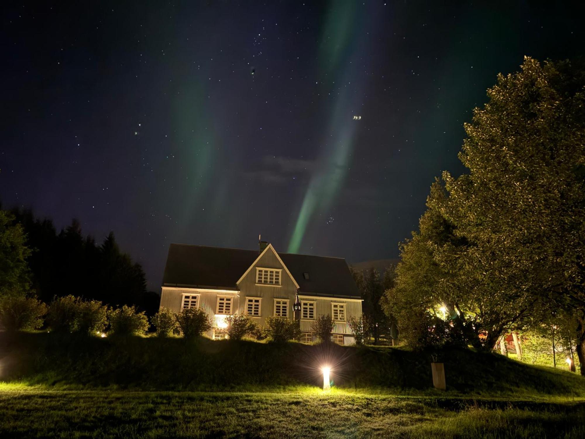 Solheimar Eco-Village Guesthouse Buitenkant foto