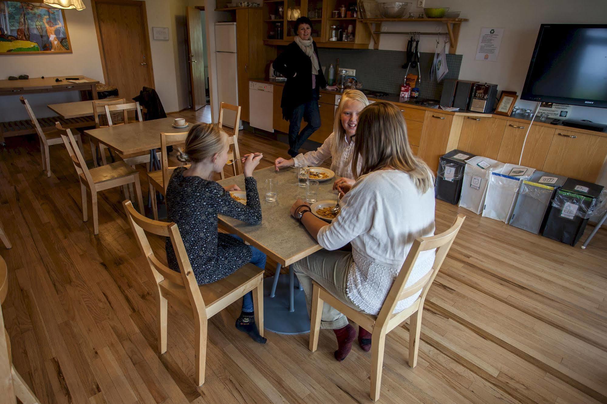 Solheimar Eco-Village Guesthouse Buitenkant foto
